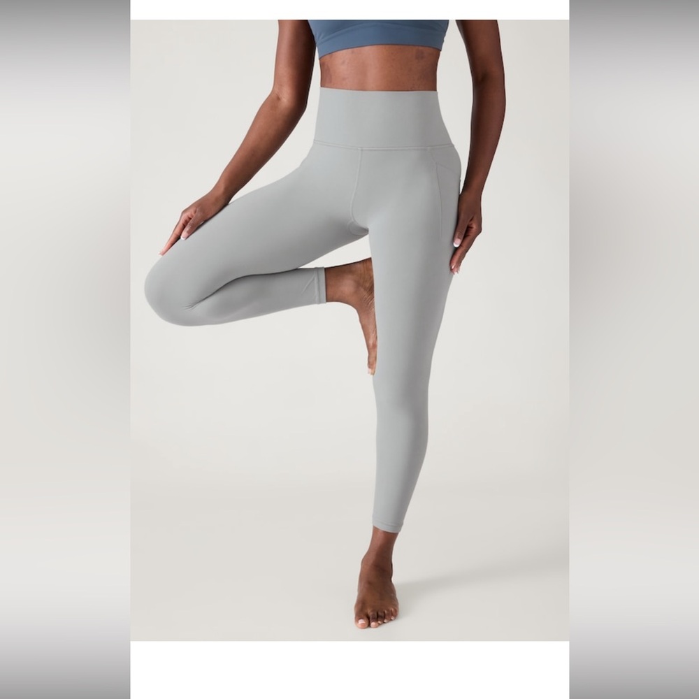 Athleta Salutation Tight Storm Gray Medium